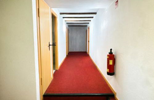 Groot Appartement - 10 Personen - 4 Slaapkamers - Perfect voor Teams & Monteurs - Friedeburg - Photo 15