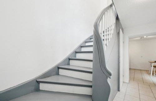 Ferienhaus Andernach mit Garten Hunde willkommen große Terrasse - Photo 8