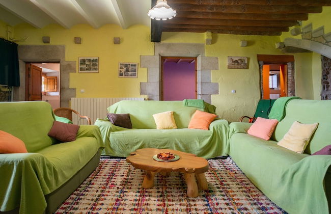 Vibranr Holiday Home in Aiguaviva With Swimming Pool - Foto 6