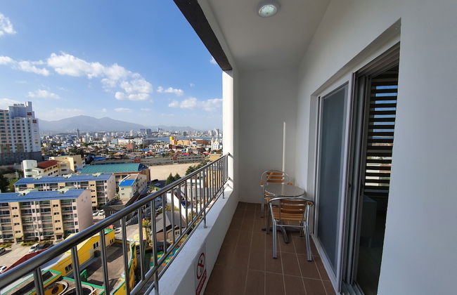 The Mark Sokcho Residence - Photo 18