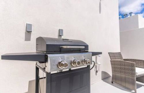 25893 Sw 144 CT · 3 Bed 2.5 Bath Townhome Rooftop 1 Parking Spot - Foto 14