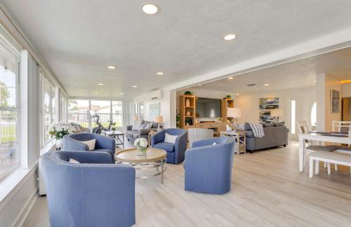 Canal-Front Haven Pool, Dock and Lanai in Palmetto - Foto 4