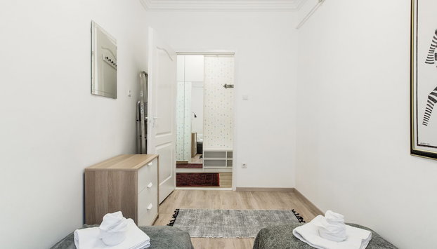 Nyar 7 Apartment - Foto 2, Habitación