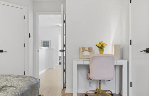 Walk to SXSW Venue, 2025 New Build Beauty at UT, Downtown, King Beds - Foto 17