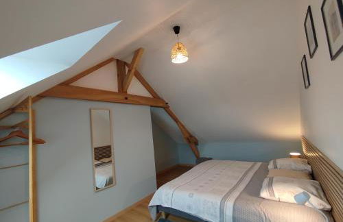 Le Pommier Gite neuf avec parking privé clos - Foto 12