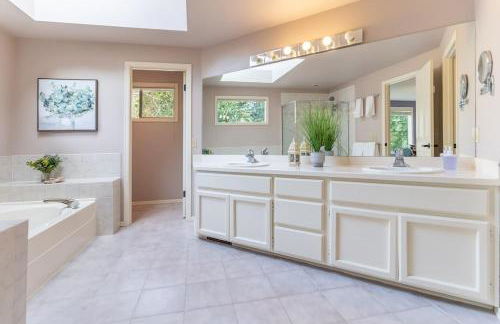 Corporate Housing Charm near East Sammamish Park - Foto 33