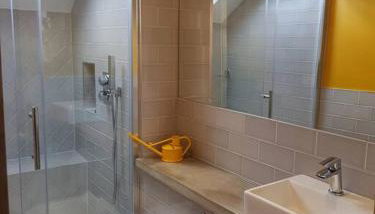 Self-contained Attic Flat, 15 mins from the centre - Foto 2