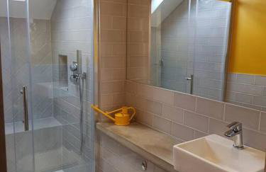 Self-contained Attic Flat, 15 mins from the centre - Foto 2