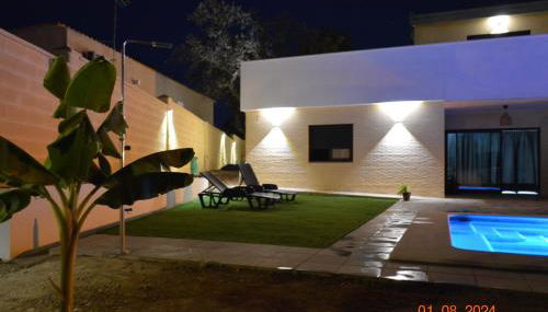 El Refugio - Photo 4, Garden, sunbed, Garden view