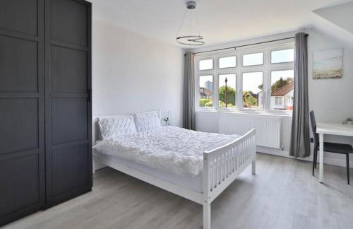 Highfield Home with free parkings, Surbiton, Kingston upon Thames, Surrey, Greater London , UK - Foto 8