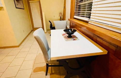 Lake View Twin Homes, Spacious Decks & Kitchens - Foto 39