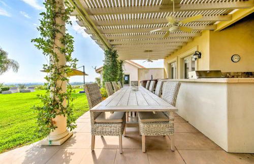 Luxe Wine Country Estate with Orchard-Facing Balcony - Foto 2