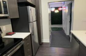 The 513 Flat! 1BR, 1Bath Apt with Pool and Riverfront View! Free Gated Parking! Only Steps from The banks & Stadiums! - Foto 29