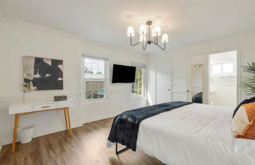 Refreshing Escape- Hot Tub- Games- Sleeps 10 - Foto 22