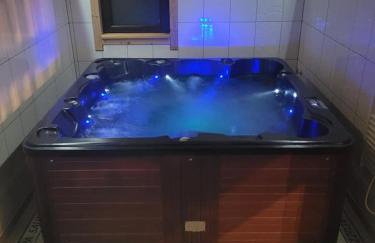 DOMEK Z SAUNĄ i JACUZZI NAD JEZIOREM BORY TUCHOLSKIE - Foto 18