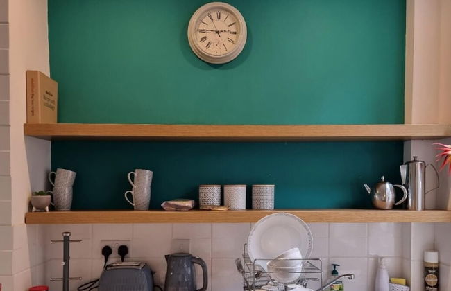 Astonishing House With Outdoor Seating BBQ - Foto 20