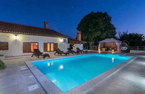 Villa Emanuel Comfortable Holiday Residence - Foto 88