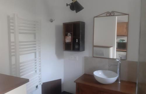 A fleur de rue appartement climatisé Uzès centre - Foto 13