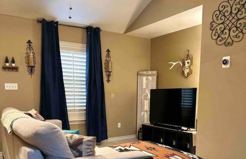 Western Style - 2 bed/1 bath (RATED 10 STARS) - Foto 1