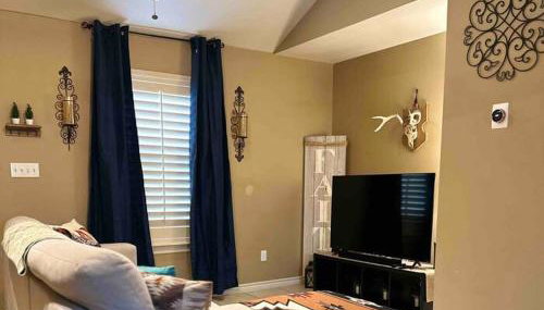 Western Style - 2 bed/1 bath (RATED 10 STARS) - Foto 1