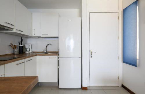 Charming Apartment with Terrace, Swimming pool and Sea views - Foto 4