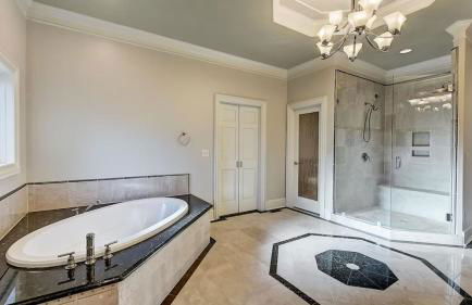 Lakefront Home Private Dock, Tiki Bar, Firepit Shore to Please by Avantstay - Foto 126