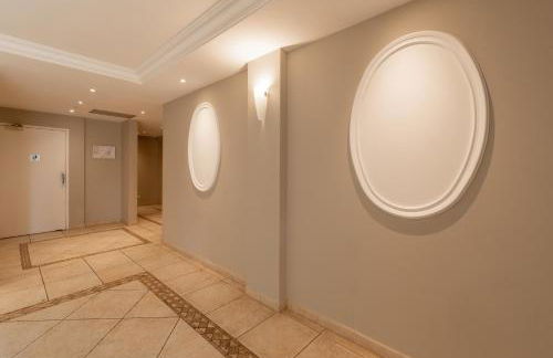 MONACO Border LUXURY SUITE - SEA VIEW - POOL - Foto 21