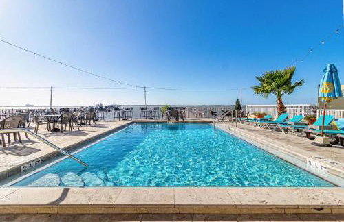 Beso del Sol Resort in Dunedin - Perfect Location & Relaxation! - Photo 15