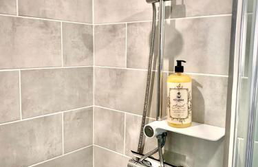 L indémodable rénové spacieux et lumineux avec 2 chambres - Foto 20