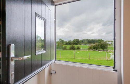 Beautiful mountain views & private hot tub - Foto 53