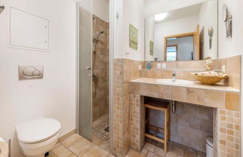 Ferienhaus Rügenbrise mit Seeblick direkt am Wasser - Foto 32