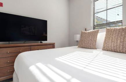 Landing Chic 1BD Pool Gym - Foto 36