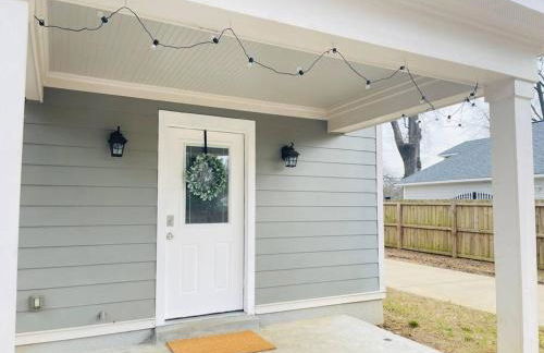 Spacious home, 3 king beds, huge backyard near UM - Foto 24