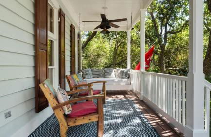 30A Grayt'n Greatful by Avantstay Charming Home+cottage, Walk to Western Lake - Foto 6