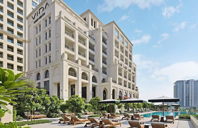 Chic 2 BR in Vida Residences Canal View - Foto 1