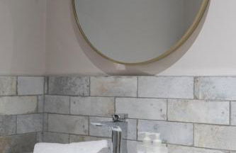 The Slipway Cabins with Hottub - Foto 61