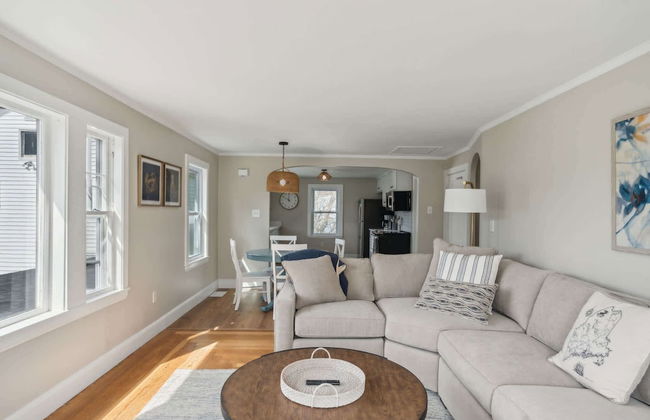 The Coastal Nest Stay for 5! - Photo 12