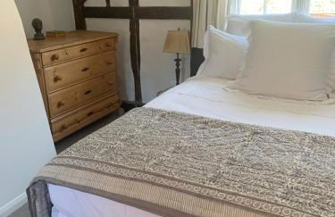 Lovely Two Bedroom Town House - Minimum 2 Night Stay - Foto 9