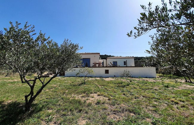 Villa With Pool & Views - Photo 29