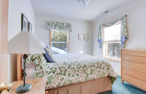 Mckinney Estate w/ Roof Deck Beach & Hike! - Foto 27