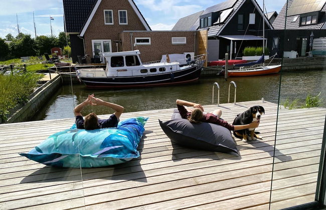 Peaceful Villa on the Water in Stavoren - Foto 28