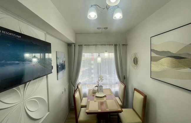Mesavirre Bacolod | Elegantly Furnished 1BDM w/Balcony @ LOPEZ LUX. - Foto 11