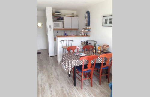 VILLA CATHY DUPLEX PLEIN SUD VUE PORT avec PISCINE INTERIEURE CHAUFFÉE - Foto 15