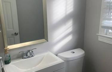 Renovated 3bedroom 2.5bath 2 story house w/ garage - Foto 19