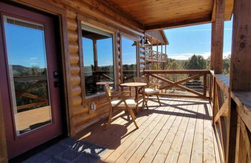 Painted Cliffs-Hot Tub, Amazing Views Between Zion and Bryce - Foto 18
