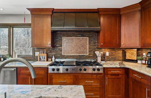 Unique Estate 5 Bedrooms Fire Pit Sleeps 10 - Foto 9