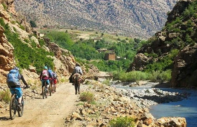 "Voyage à vélo facile dans les montagnes de l'Atlas de Marrakech - Photo 3