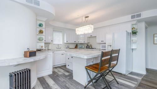 DO with AC Awesome Waterfront Marina Home - Foto 5