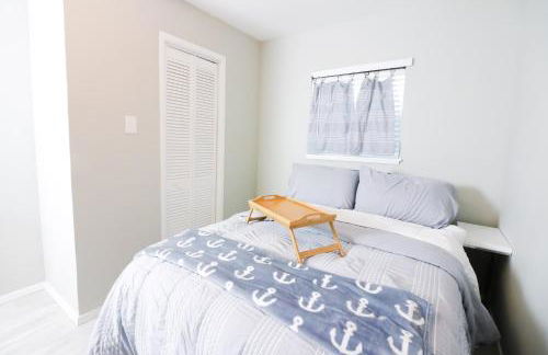 SUNNY DAZE Walk to Beach 2 Decks Pet Friendly Has a Mini Bar - Foto 6