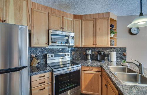 Ski-InandSki-Out Winter Park Condo with Mountain Views - Foto 10